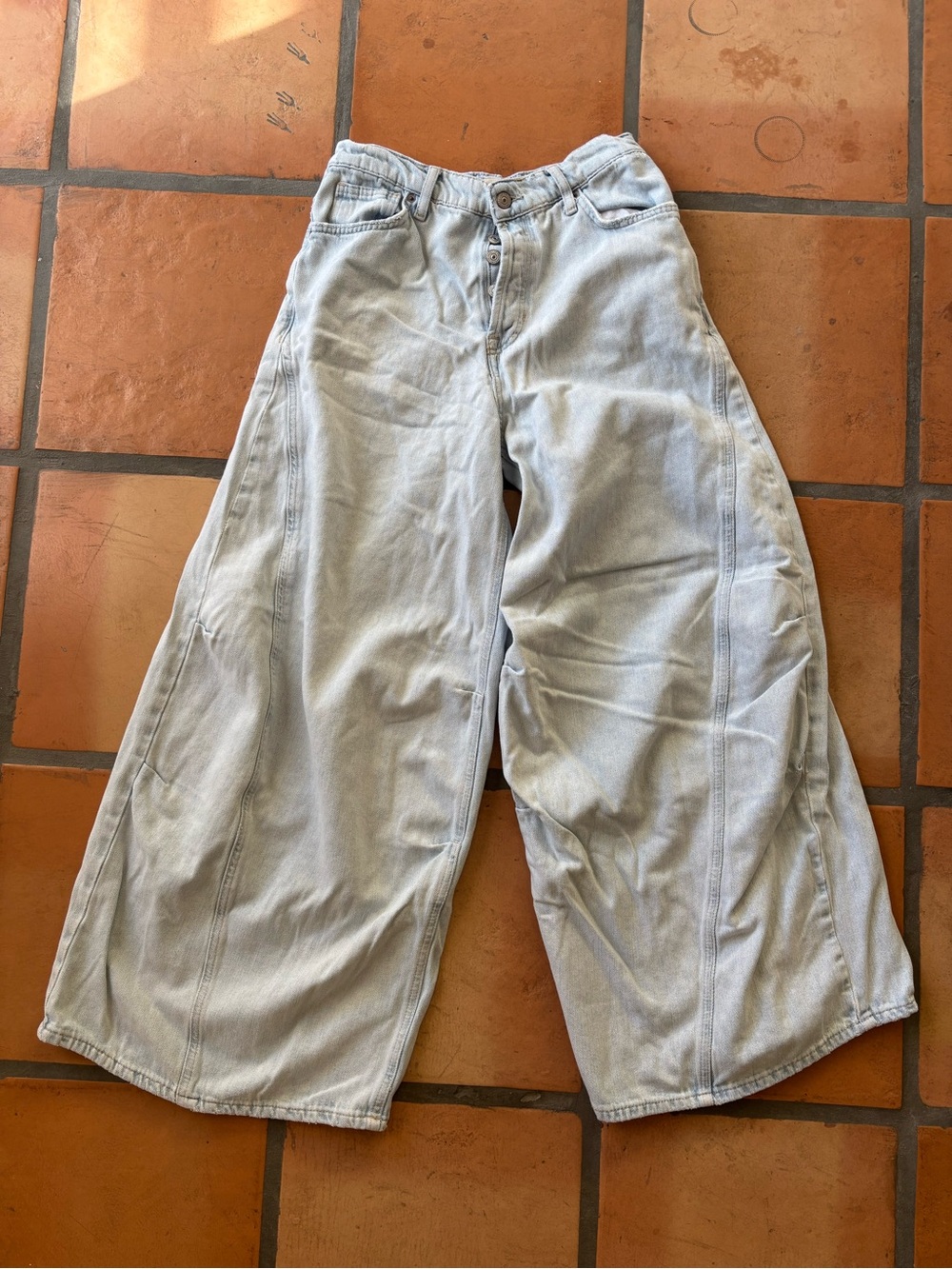 Free People We The Free Westward Demi Jeans in Fade Into You wide leg barrel - Picture 5 of 7